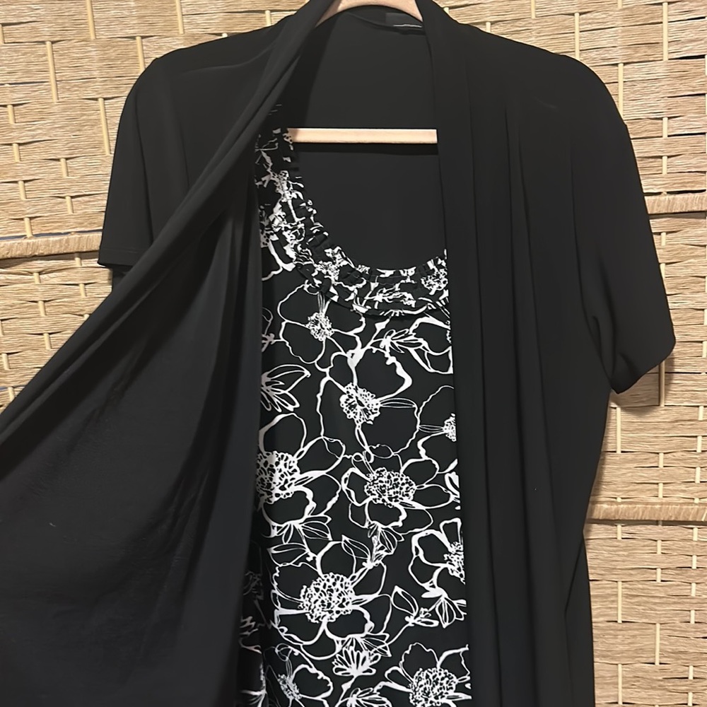 LIKE NEW Mock 2 Piece Blouse Top 1X